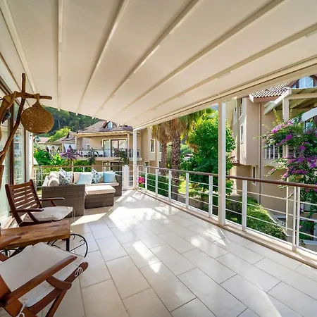 Central Location, Spacious W/pool & View גוג'ק